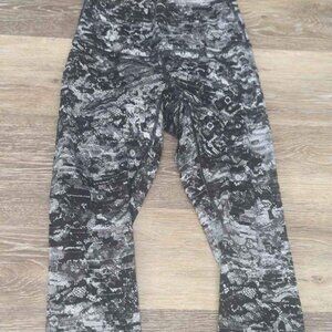lululemon Wunder Under High Rise Legging - womens size 4